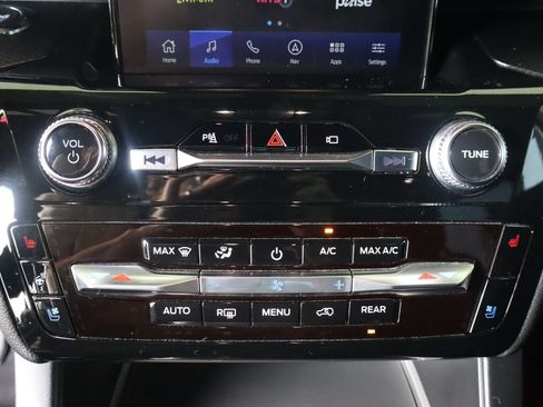 Used 2023 Ford Explorer ST w/ Equipment Group 401A AWD/4WD image 29
