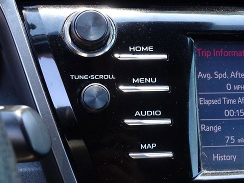Used 2019 Toyota Camry LE FWD image 41