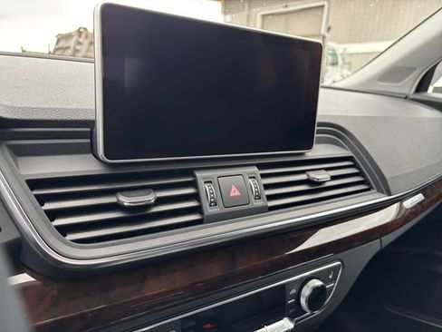 Used 2020 Audi Q5 Prestige AWD/4WD image 29