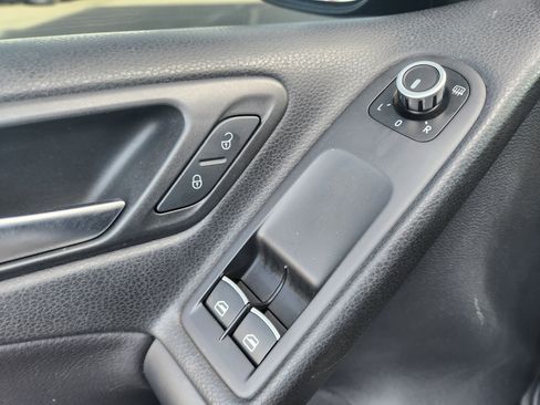 Used 2013 Volkswagen Golf R 2-Door image 19