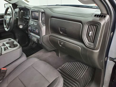 Certified 2020 Chevrolet Silverado 1500 Custom w/ Custom Value Package image 13