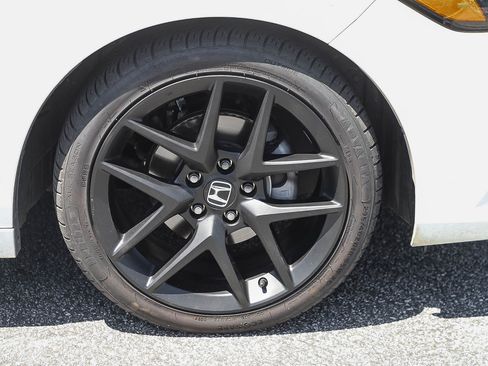 Used 2024 Honda Civic Sport Touring image 12