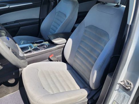 Used 2014 Ford Fusion S image 12