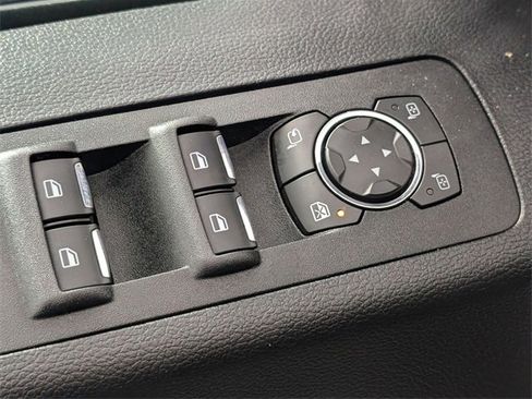 Used 2020 Ford F150 Platinum w/ Equipment Group 701A Luxury image 12