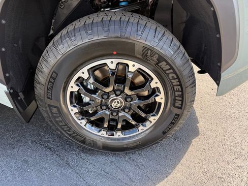 New 2026 Toyota Tundra SR5 AWD/4WD image 8