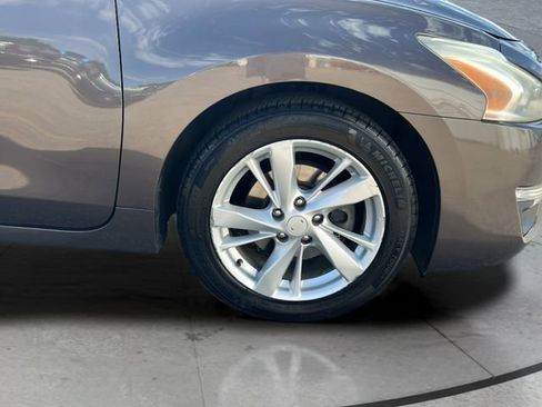 Used 2014 Nissan Altima 2.5 SV image 28