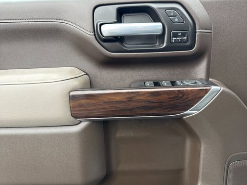 Used 2021 GMC Sierra 3500 SLT w/ Driver Alert Package I image 11