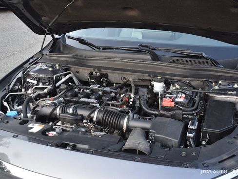 Used 2018 Honda Accord EX image 32