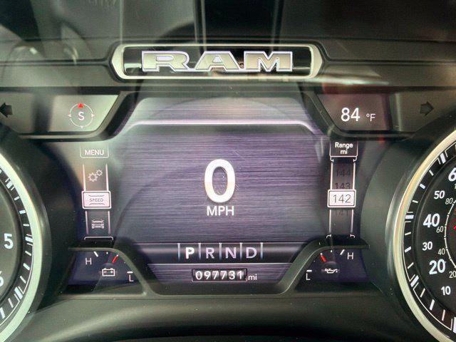 Used 2019 RAM 1500 Laramie AWD/4WD image 11