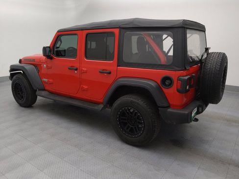 Used 2018 Jeep Wrangler Unlimited Sport AWD/4WD image 3
