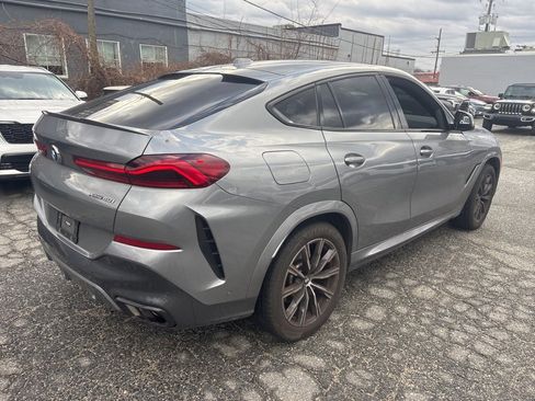 Used 2024 BMW X6 xDrive40i image 3