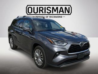 Used 2025 Toyota Highlander Platinum AWD/4WD video 1