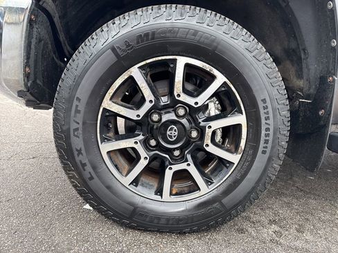 Used 2015 Toyota Tundra SR5 w/ TRD Off Road Package image 11