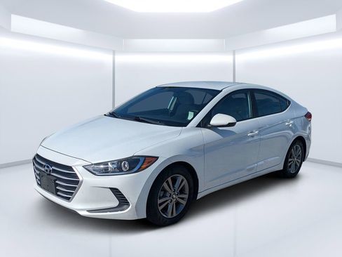 Used 2017 Hyundai Elantra SE FWD image 7