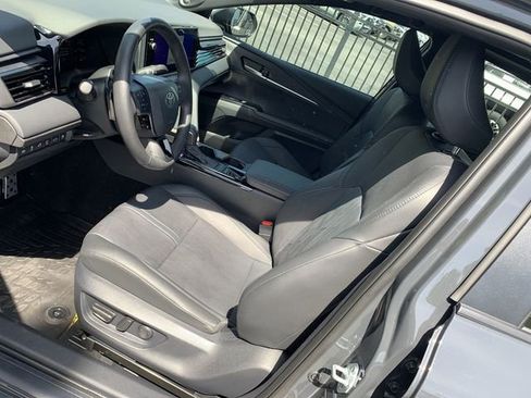 Used 2025 Toyota Camry XSE FWD image 18