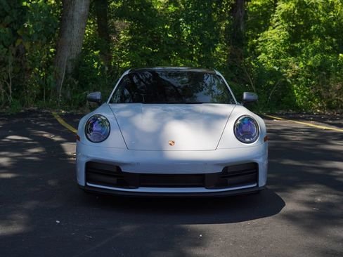 Used 2025 Porsche 911 Carrera T RWD image 8