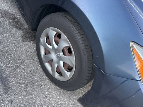 Used 2014 MAZDA MAZDA3 i Sport image 4