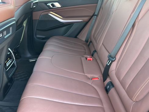 Used 2022 BMW X5 xDrive40i w/ Executive Package image 19