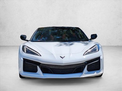 Used 2025 Chevrolet Corvette Z06 RWD image 2