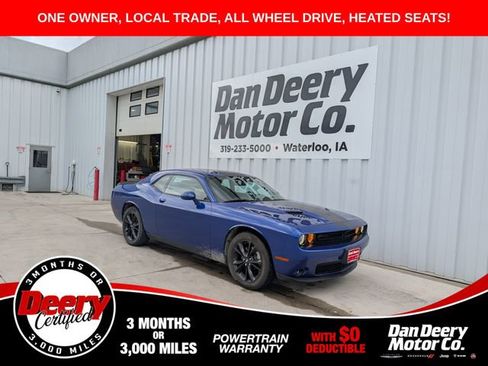 Used 2022 Dodge Challenger SXT w/ Driver Convenience Group AWD/4WD image 1