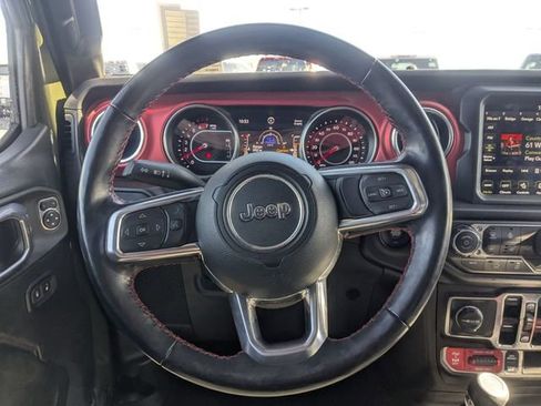 Used 2022 Jeep Wrangler Unlimited Rubicon w/ Cold Weather Group image 17