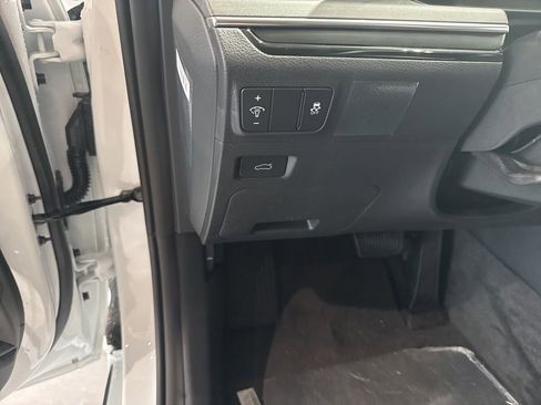 New 2025 Kia K5 EX image 10