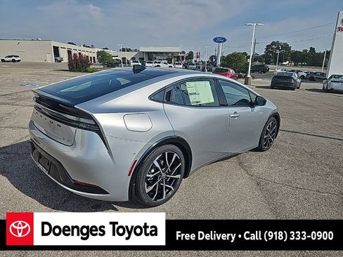 New 2026 Toyota Prius Plug-In Hybrid w/ Limited Premium Package image 4