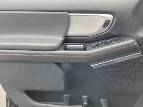 Certified 2025 Ford Expedition Active AWD/4WD image 19