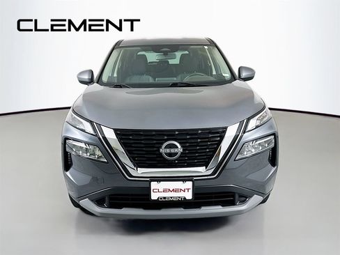 Used 2023 Nissan Rogue SV FWD image 3