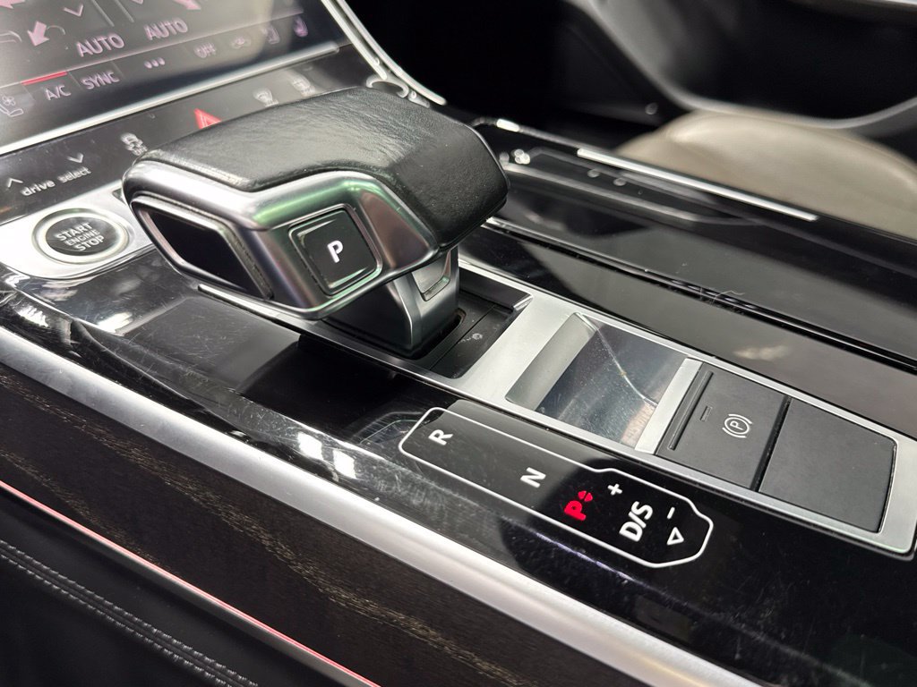 Used 2021 Audi A8 L 3.0T w/ Executive Plus Package AWD/4WD image 15