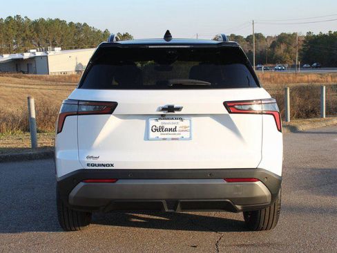 New 2026 Chevrolet Equinox LT w/ Convenience Package II image 22