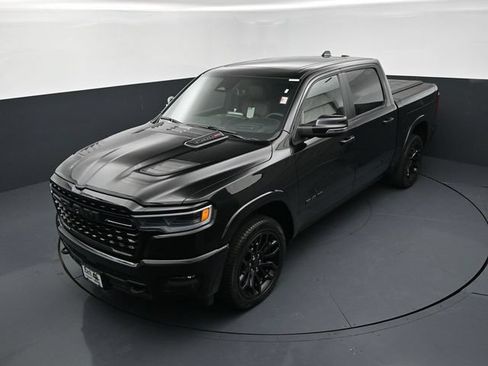 Used 2025 RAM 1500 Limited AWD/4WD image 14