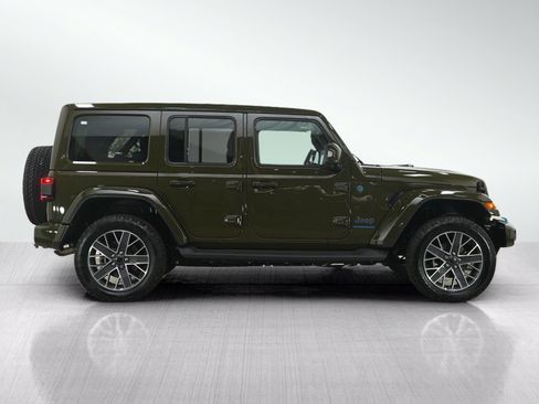 Used 2024 Jeep Wrangler High Altitude AWD/4WD image 6