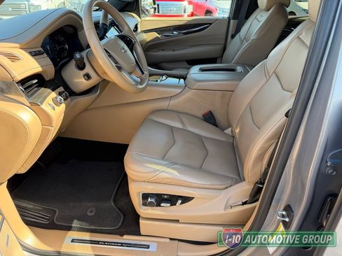 Used 2018 Cadillac Escalade ESV Platinum AWD/4WD image 14
