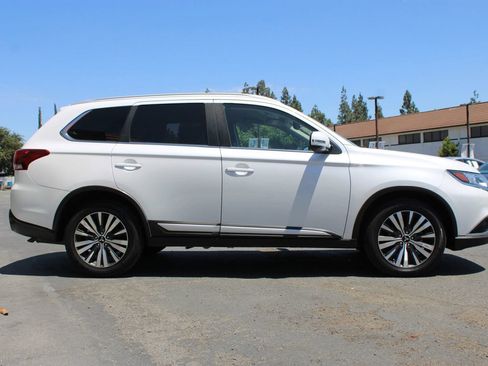 Used 2020 Mitsubishi Outlander SEL FWD image 38