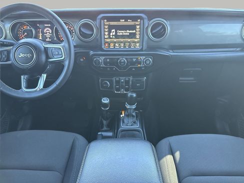 Used 2023 Jeep Wrangler Sahara image 14