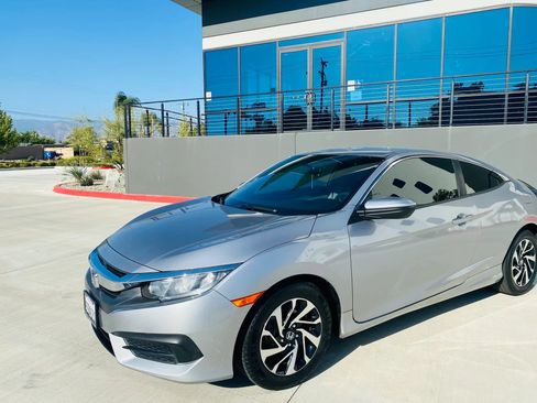 Used 2016 Honda Civic LX image 4