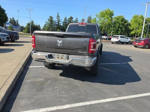 Used 2024 RAM 2500 Tradesman w/ Chrome Appearance Group AWD/4WD image 14