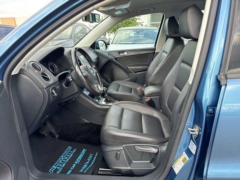 Used 2017 Volkswagen Tiguan S FWD image 18