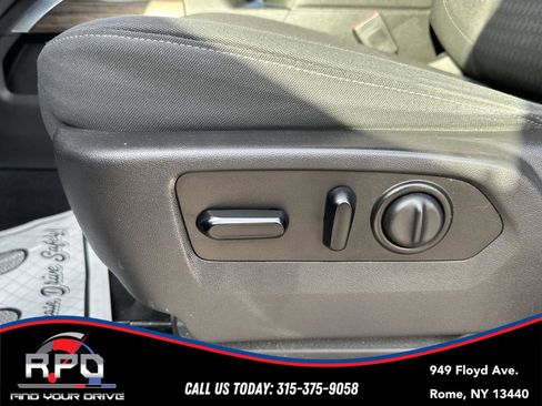Used 2021 Chevrolet Silverado 1500 RST w/ All Star Edition Plus AWD/4WD image 28
