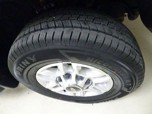 Used 2022 Chevrolet Silverado 2500 LT w/ Convenience Package image 9