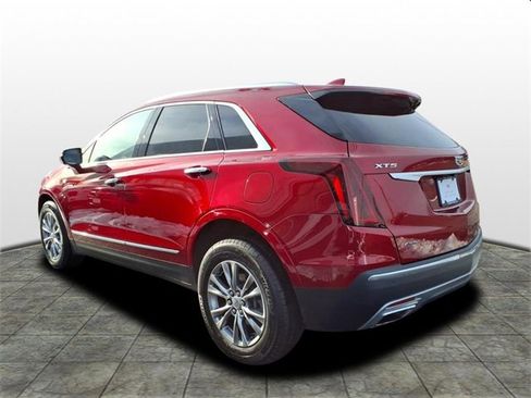 Certified 2023 Cadillac XT5 Premium Luxury w/ Technology Package image 3