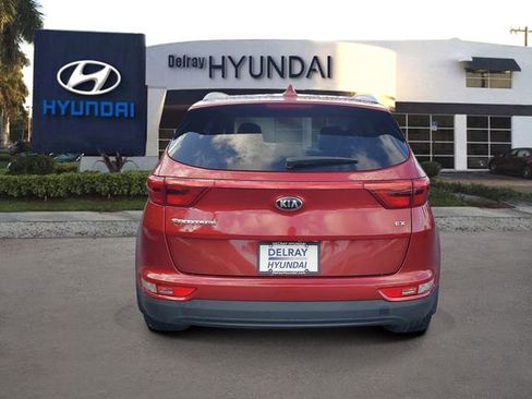 Used 2019 Kia Sportage EX FWD image 5