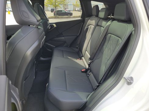 Used 2025 BMW X3 xDrive30i w/ Premium Package AWD/4WD image 9