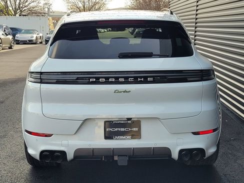 New 2025 Porsche Cayenne Turbo image 6