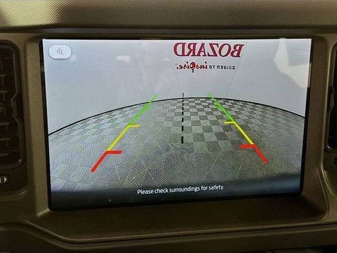 New 2025 Ford Bronco 4-Door image 15