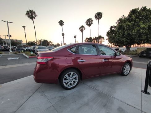 Used 2013 Nissan Sentra SL w/ Navigation Pkg FWD image 27