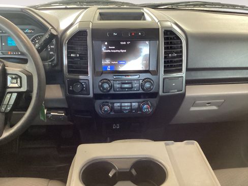 Used 2019 Ford F150 XLT AWD/4WD image 11