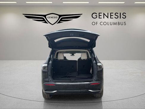 Used 2023 Buick Enclave Avenir image 28