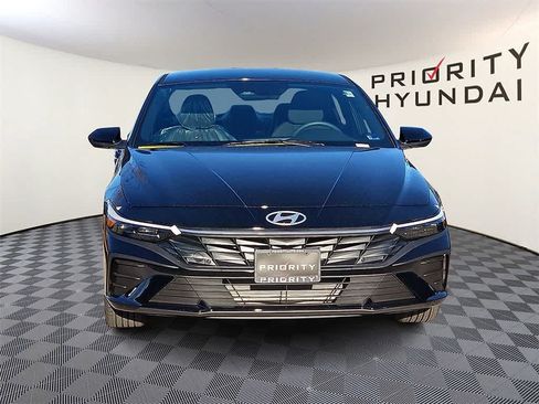 New 2026 Hyundai Elantra Sport FWD image 2